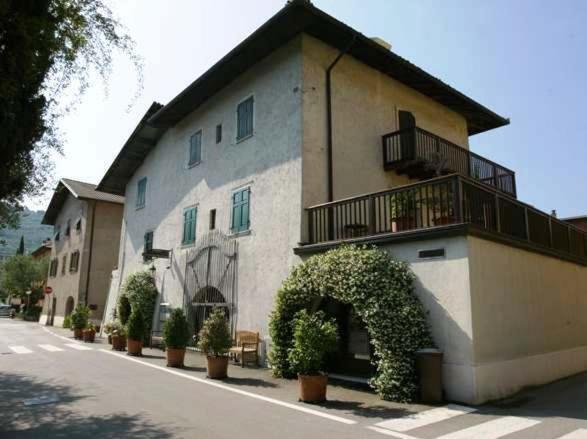 Locanda Restel De Fer Riva del Garda Exterior photo