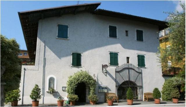 Locanda Restel De Fer Riva del Garda Exterior photo