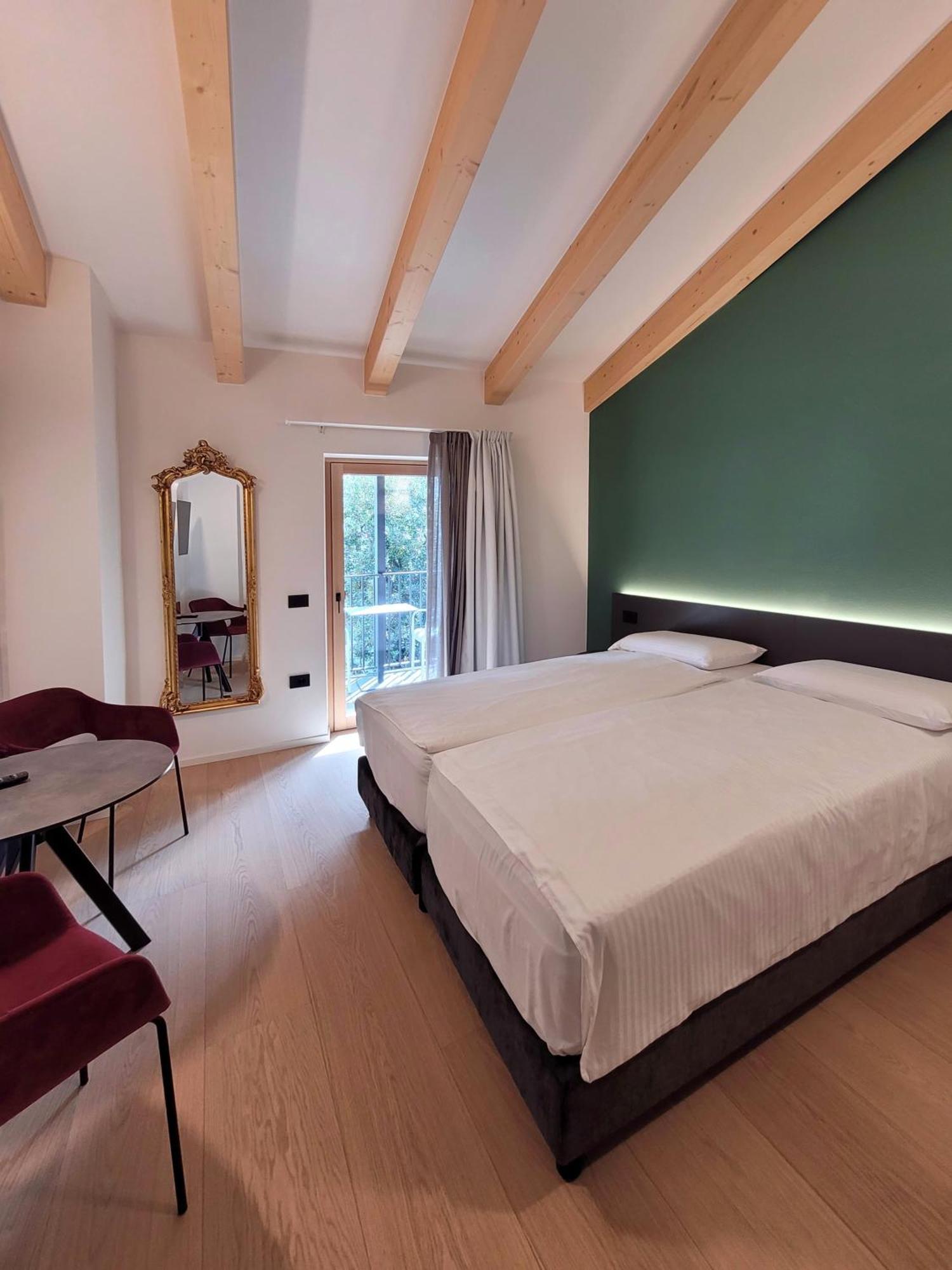 Locanda Restel De Fer Riva del Garda Exterior photo