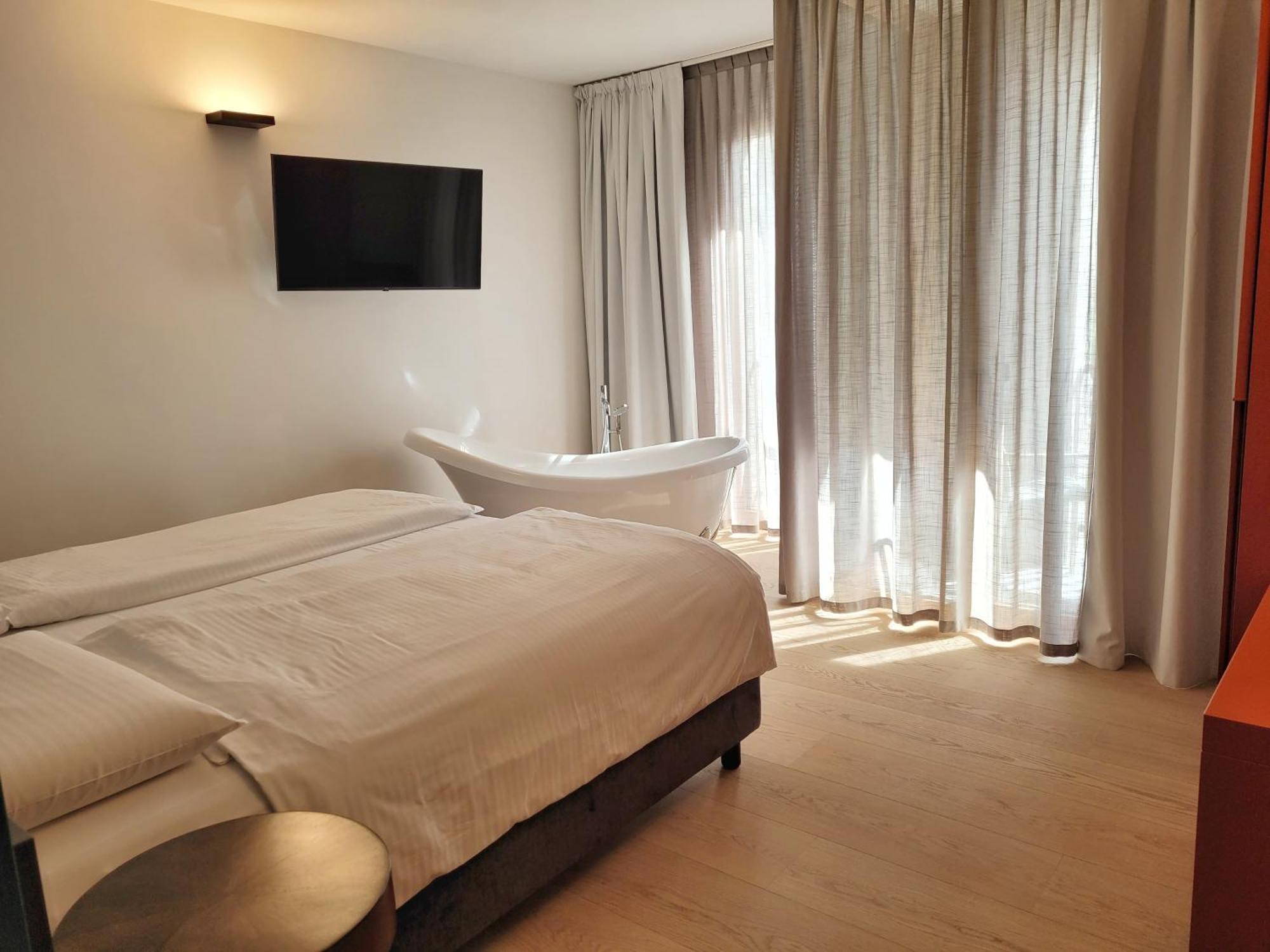 Locanda Restel De Fer Riva del Garda Exterior photo
